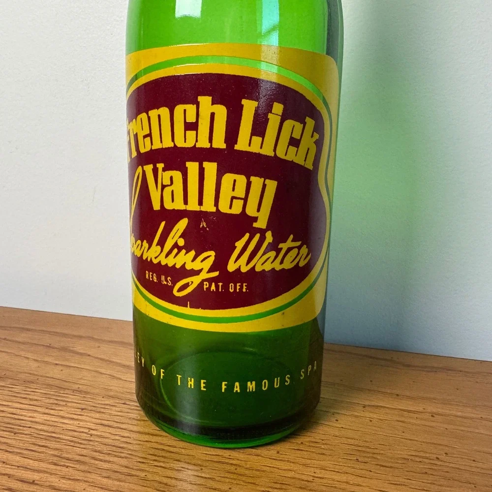 Vintage French Lick Valley Sparkling Water Green Glass‎ Bottle 1 Pint 8 Oz ACL
